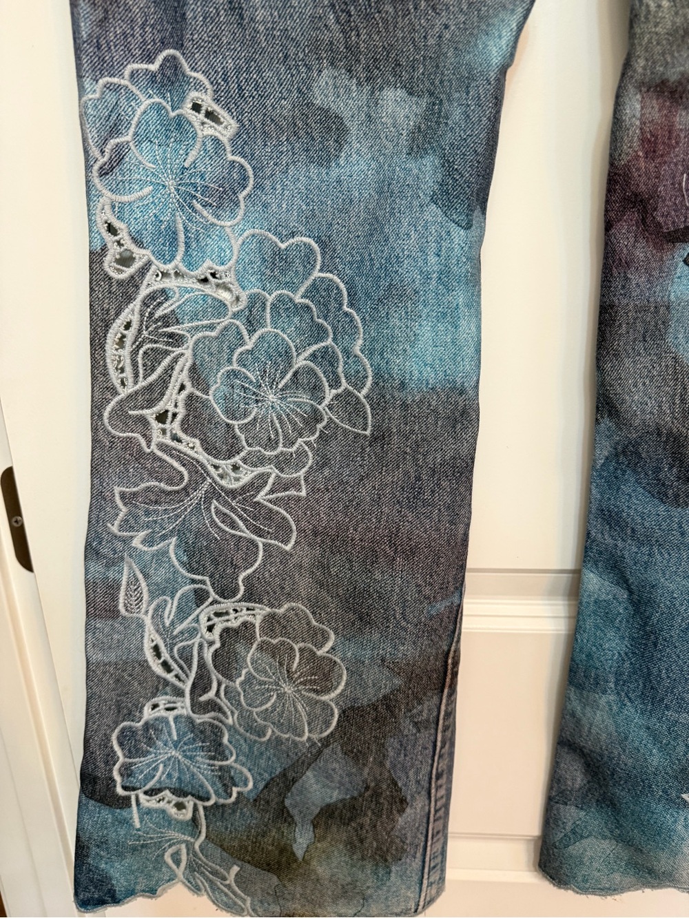 We The Free watercolor Bloom combo jeans - Picture 8 of 16